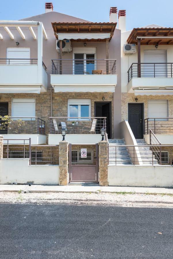 Nikiti Maisonette On The Beach By Luxlikehome Nikiti (Sithonia) Eksteriør billede