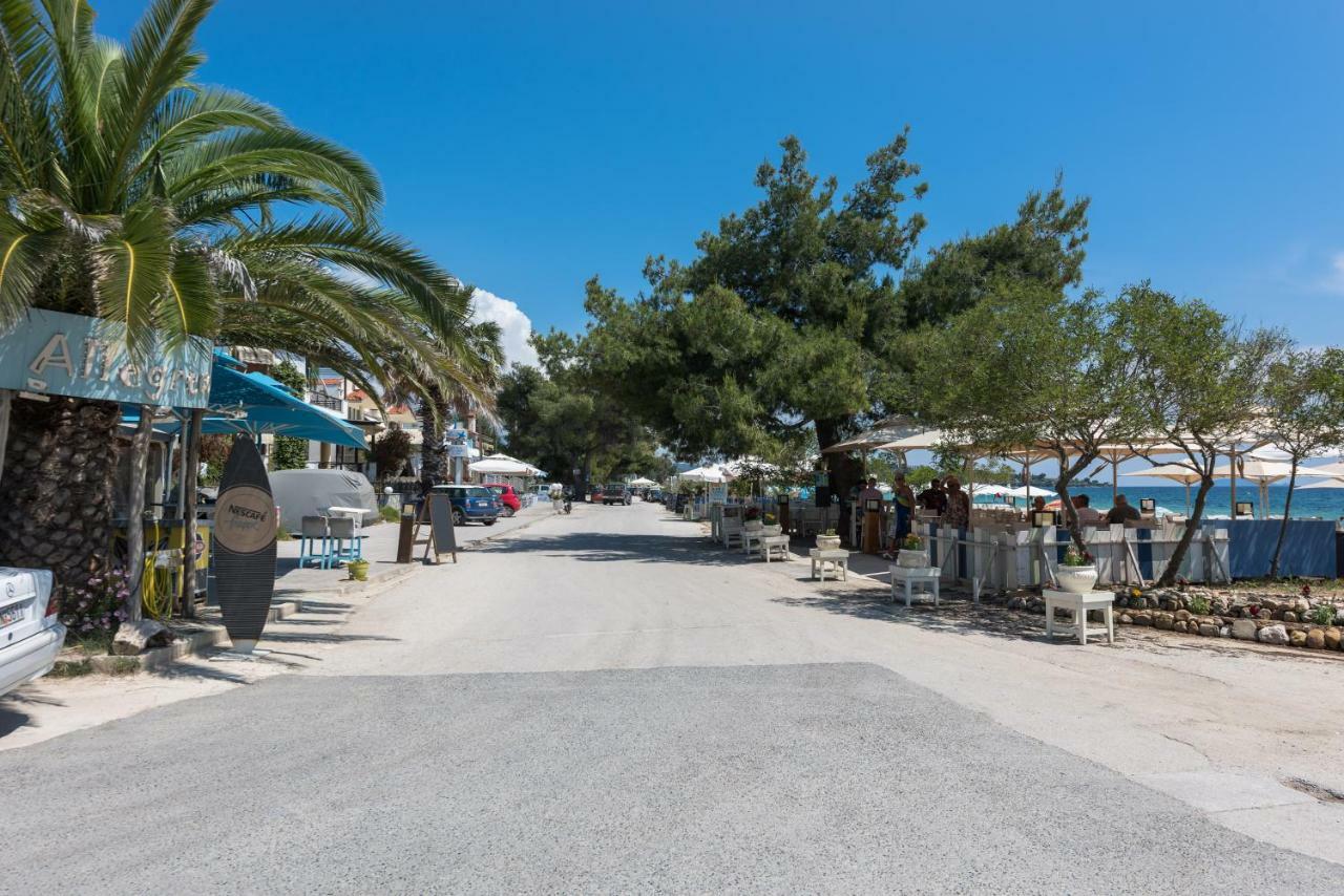 Nikiti Maisonette On The Beach By Luxlikehome Nikiti (Sithonia) Eksteriør billede
